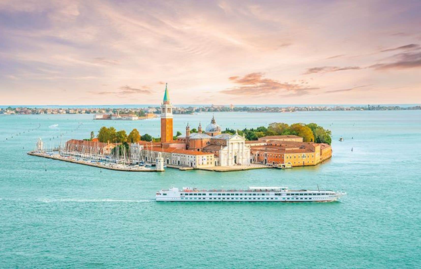 Un point de vue unique sur l’île de San Giorgio Maggiore, dans la lagune de Venise.