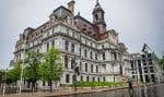 À la suite de la médiatisation de dépenses excessives faites à l’OCPM, la vérificatrice générale de la Ville s’est penchée sur la gouvernance et le cadre de gestion de l’organisme. Sur la photo, l’hôtel de ville de Montréal en juin 2024.